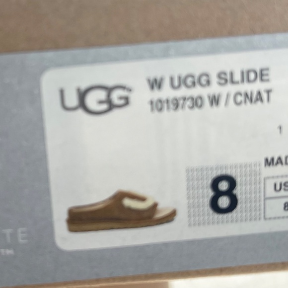 UGG - Picture 3 of 6